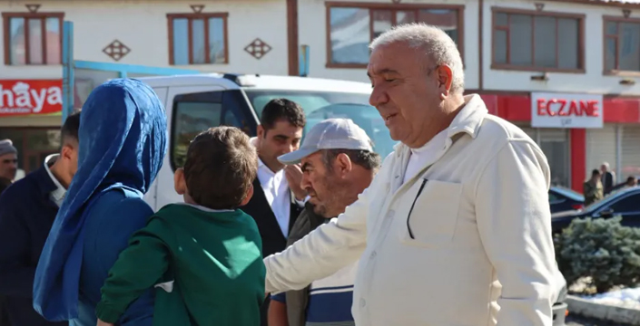 Arif Hikmet K�l��: ?Varsa Yoksa �at? Diyen Bir Hizmet Anlay���